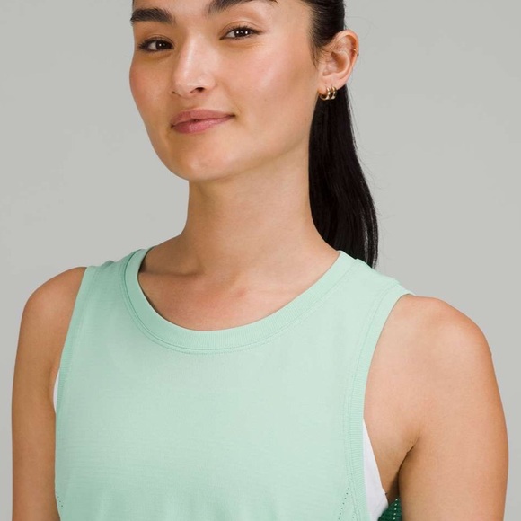 Lululemon Train to Be Tank Top in light Green Size 8 - Picture 5 of 9